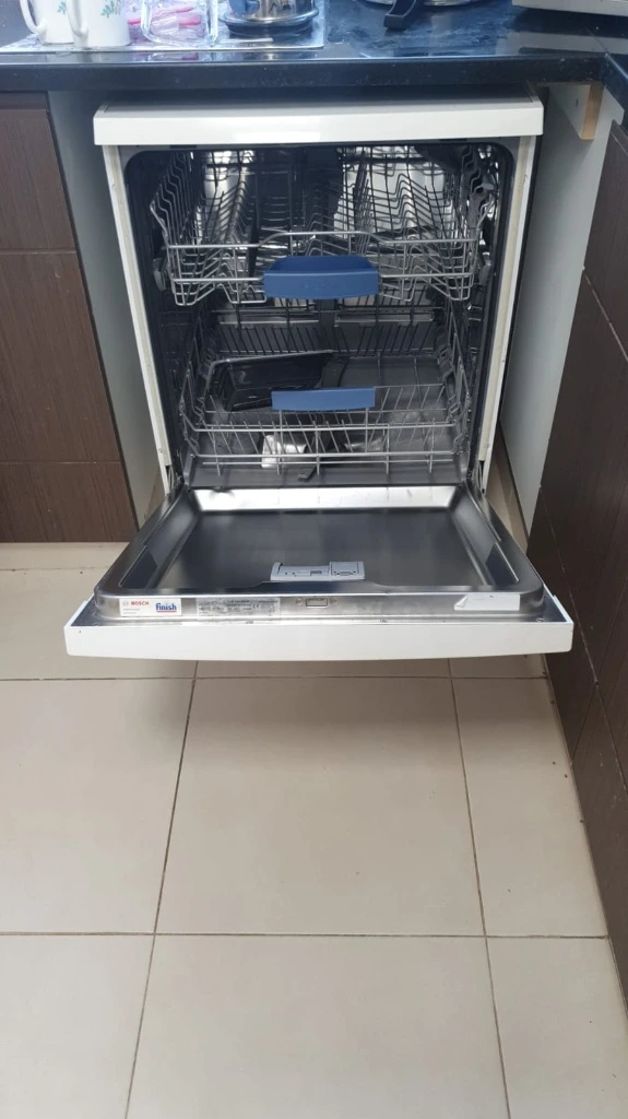 Dishwasher electrical error code repair in Dubai Marina